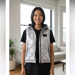 Mettalic  Quilted Hooded Vest with pockets size Large